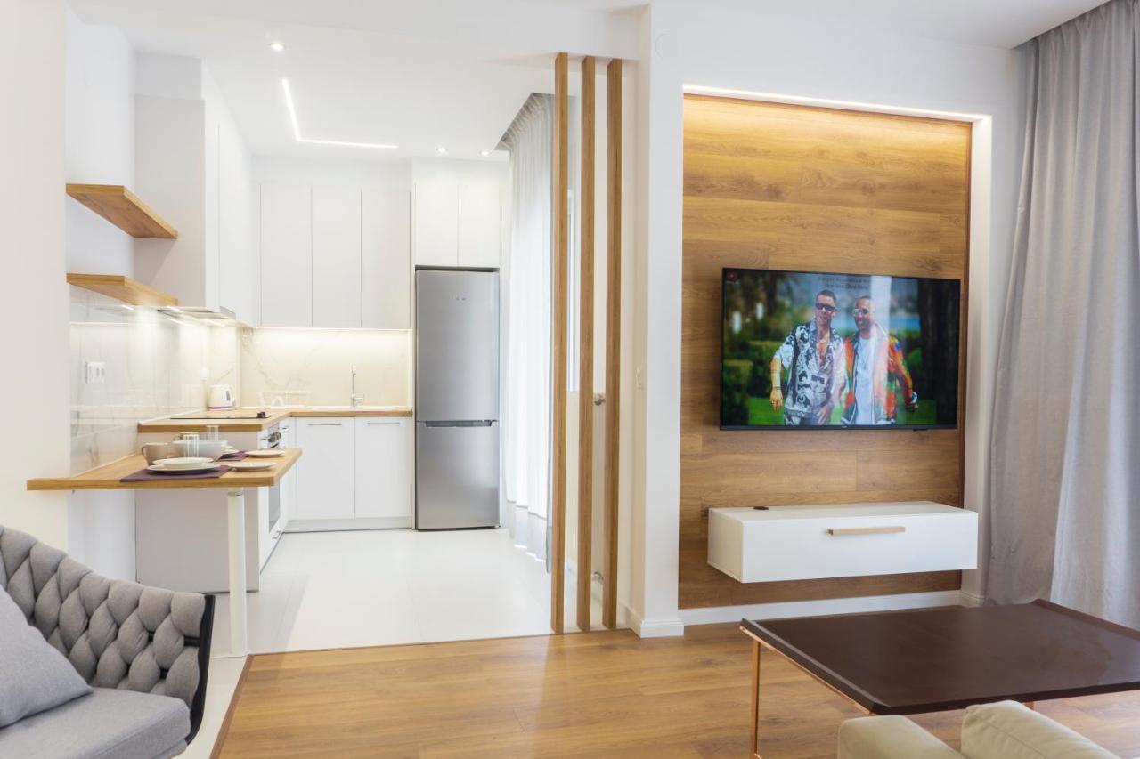 New Modern Style Home Next To The Train Station Tessalónica Exterior foto
